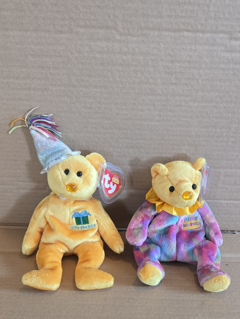 Beanie Babies - November (2 Varieties)